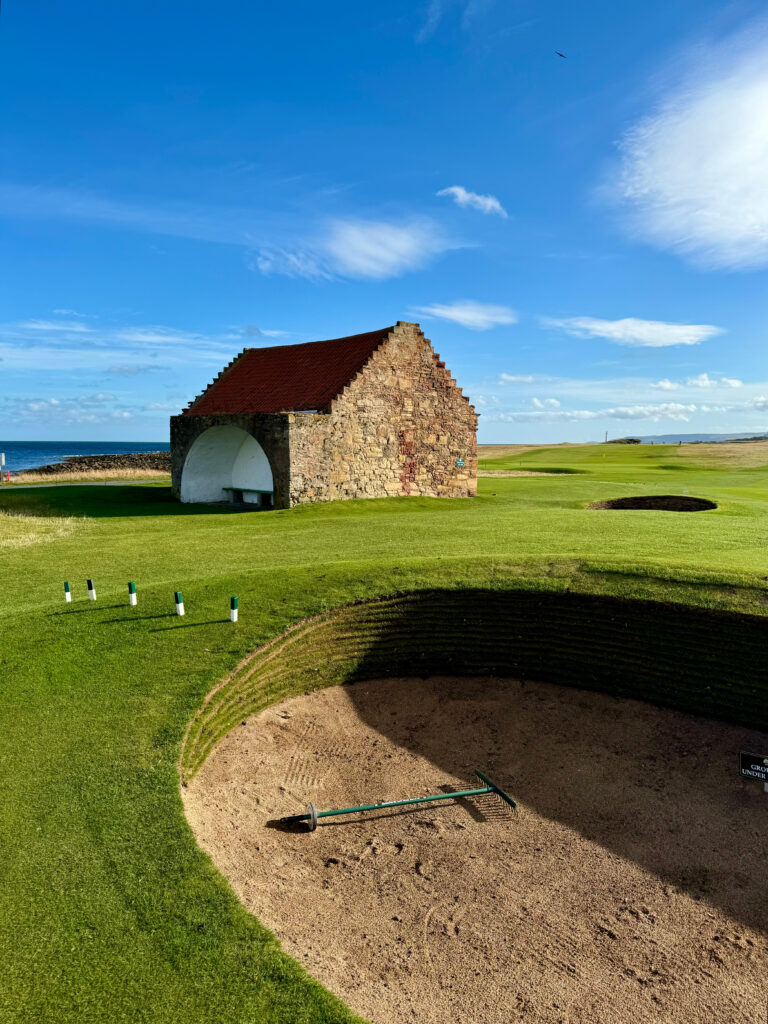 Dunbar Golf Club shelter, East Lothian